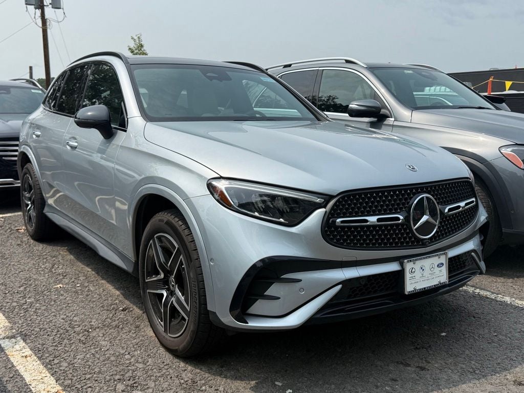 2023 Mercedes-Benz GLC 300