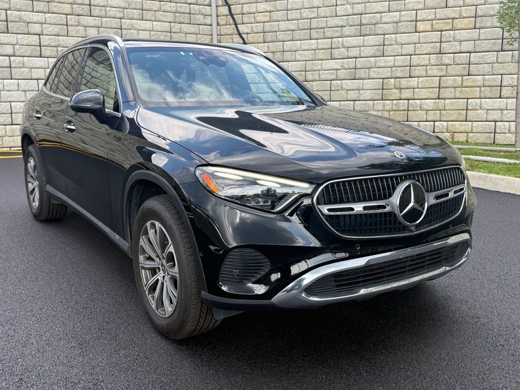 2023 Mercedes-Benz GLC 300